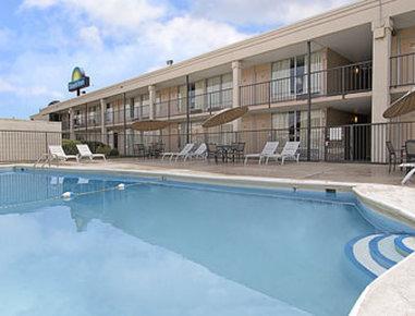 Days Inn By Wyndham Jackson Extérieur photo